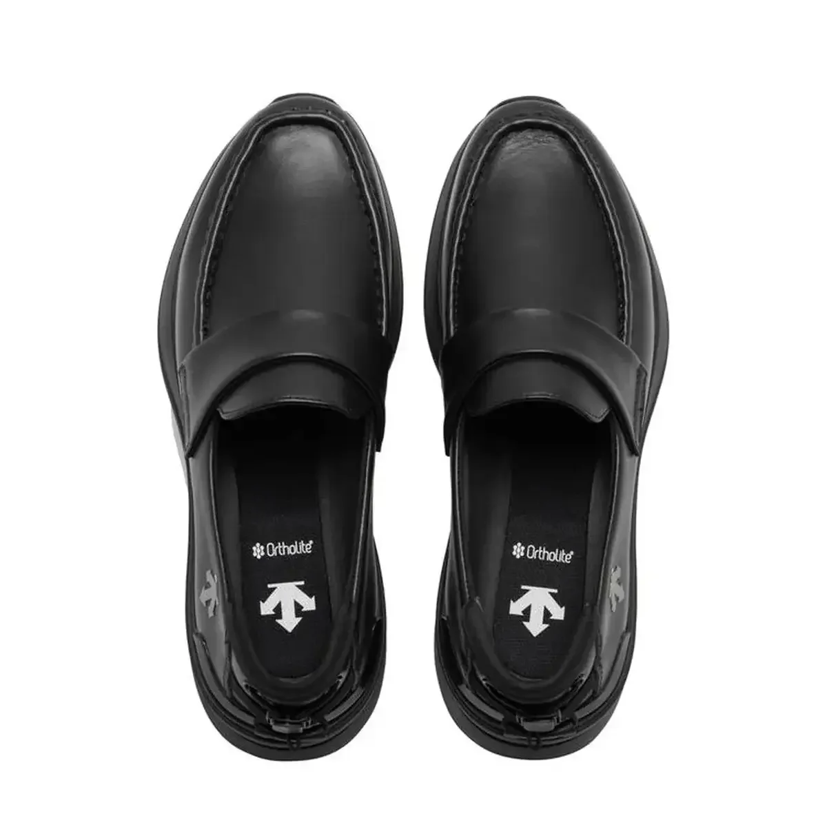 【ローファースニーカーが最強】オンオフ使えて脱ぎ履きも楽ちん。デサント、ザ・ノース・フェイス、キーン。この冬買うべき新作まとめ