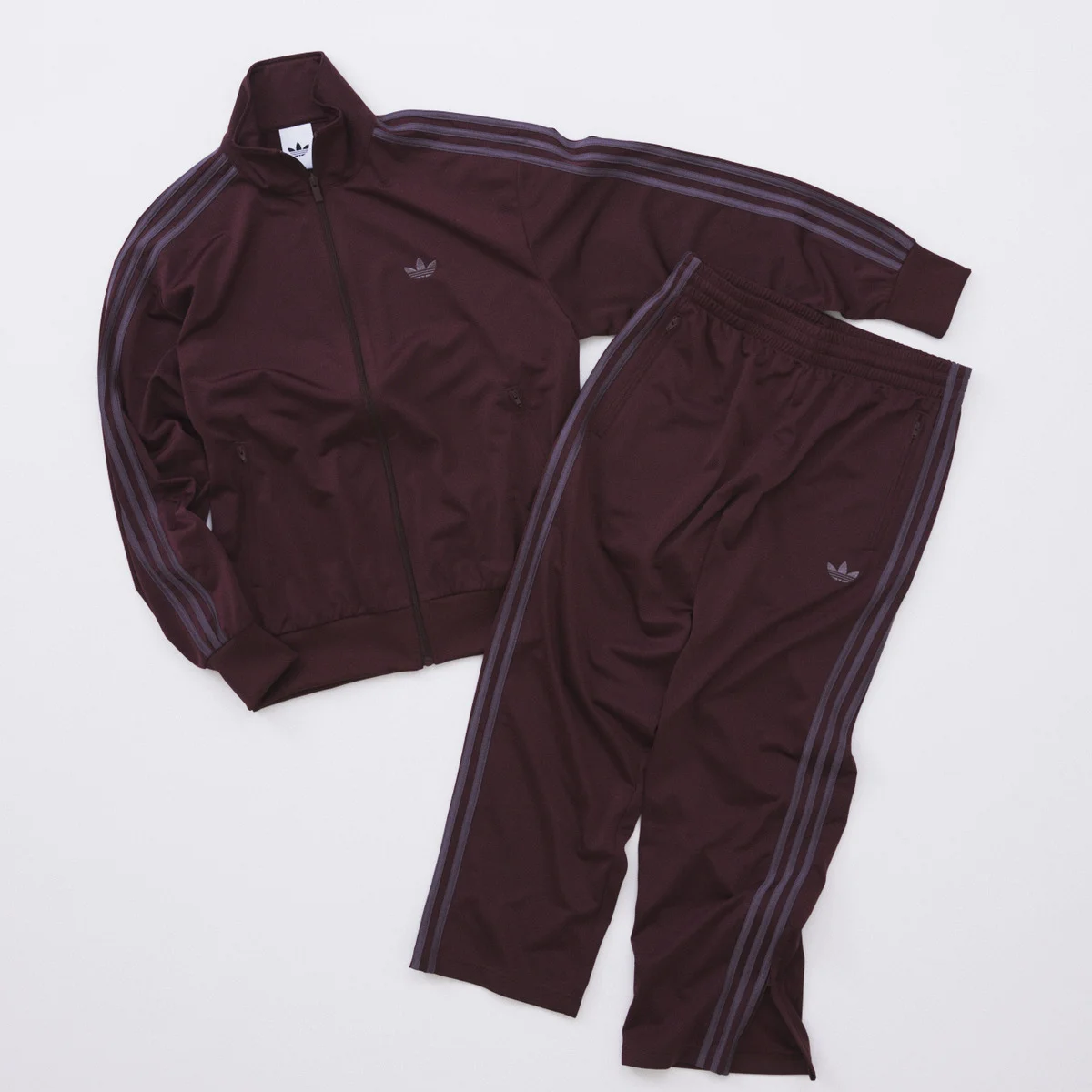 【大人のトラックジャケット】アディダス名作「FIRE BIRD」をボルドーカラーで。ジャーナル スタンダード限定モデルが買い