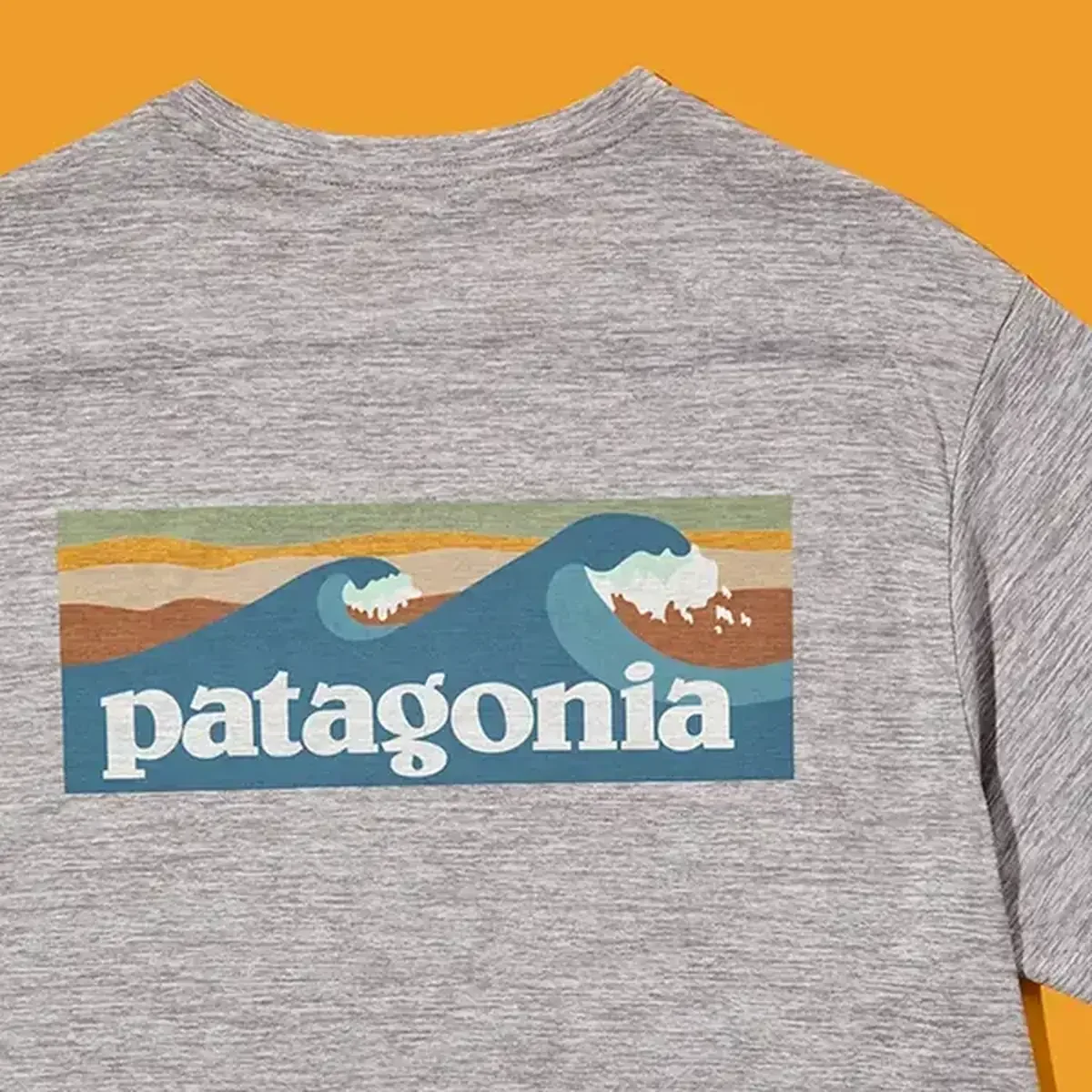 【大人のロゴT】パタゴニア、ザ・ノース・フェイス... 大人がこの夏着るべきアウトドアブランドの「ロゴTシャツ」8選【プレス激推し】