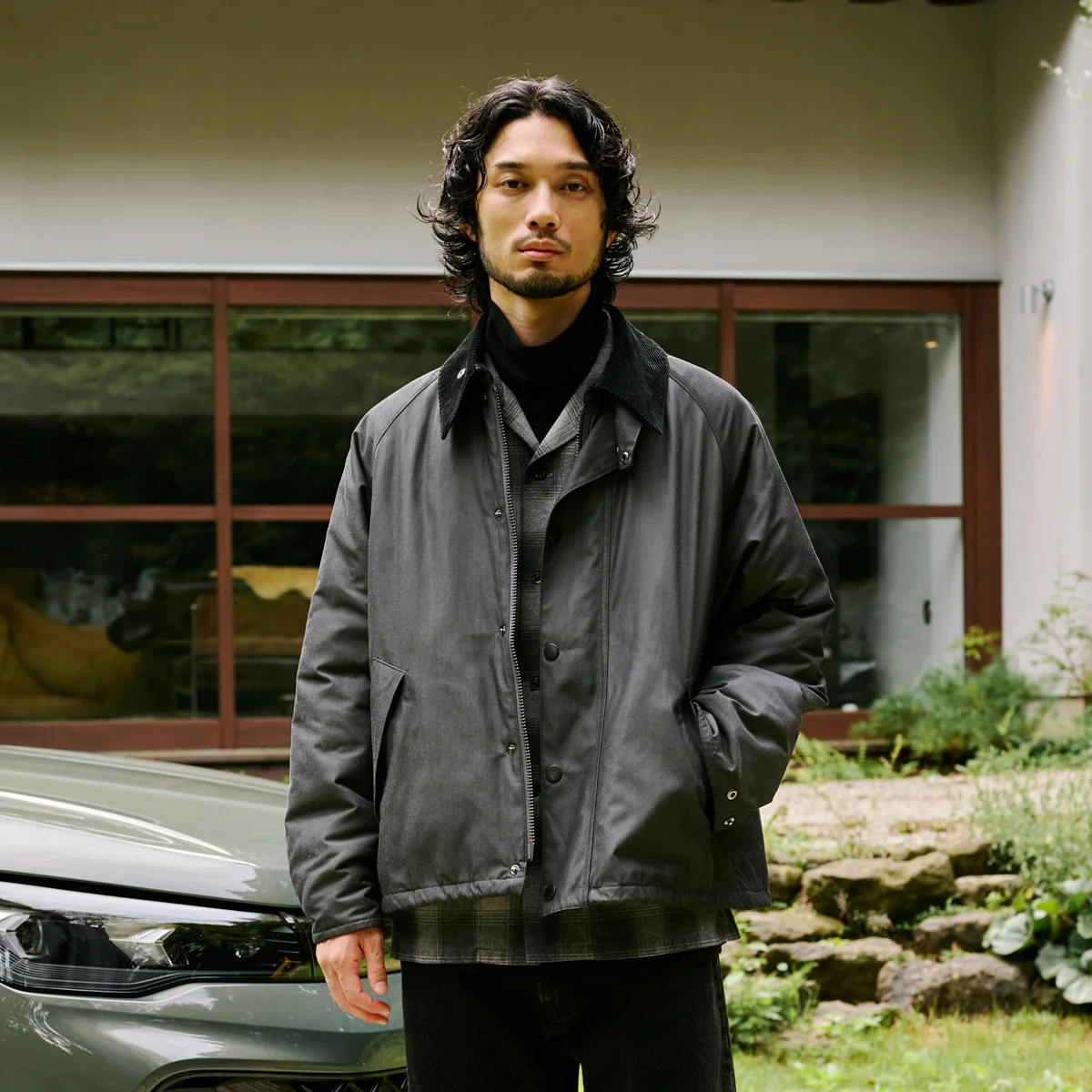 バブアー、モンクレール…アウターからシューズまで12選。アークネッツの別注アイテムで過ごす静かな週末