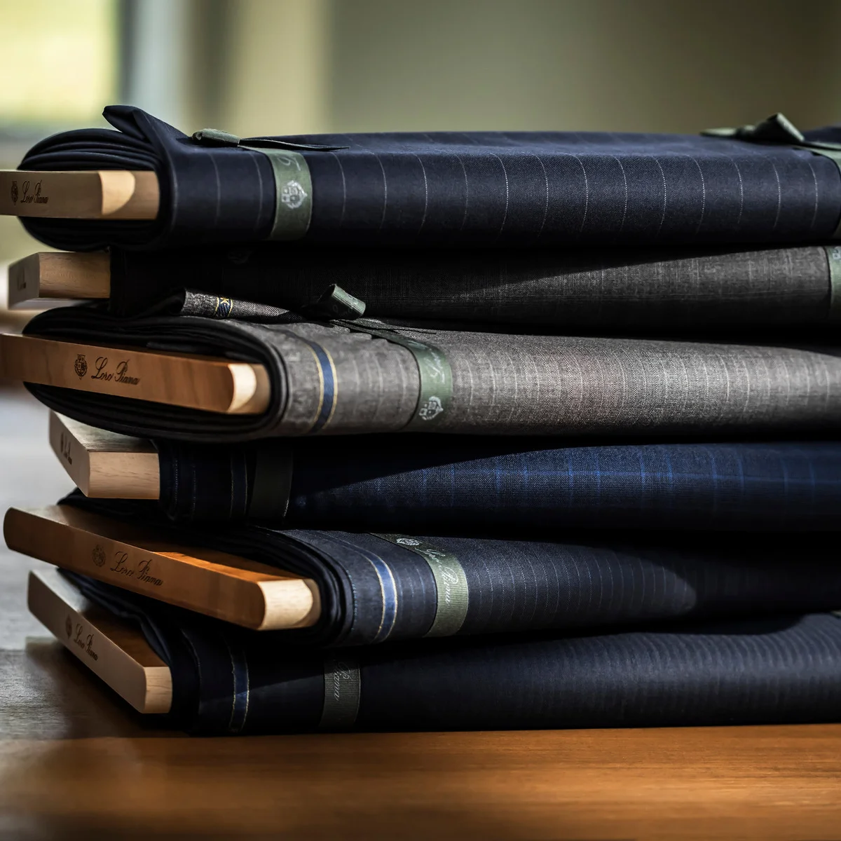 【ロロ・ピアーナ】世界最高峰のウールを称える「レコード・ベイル賞」とは？【Loro Piana】