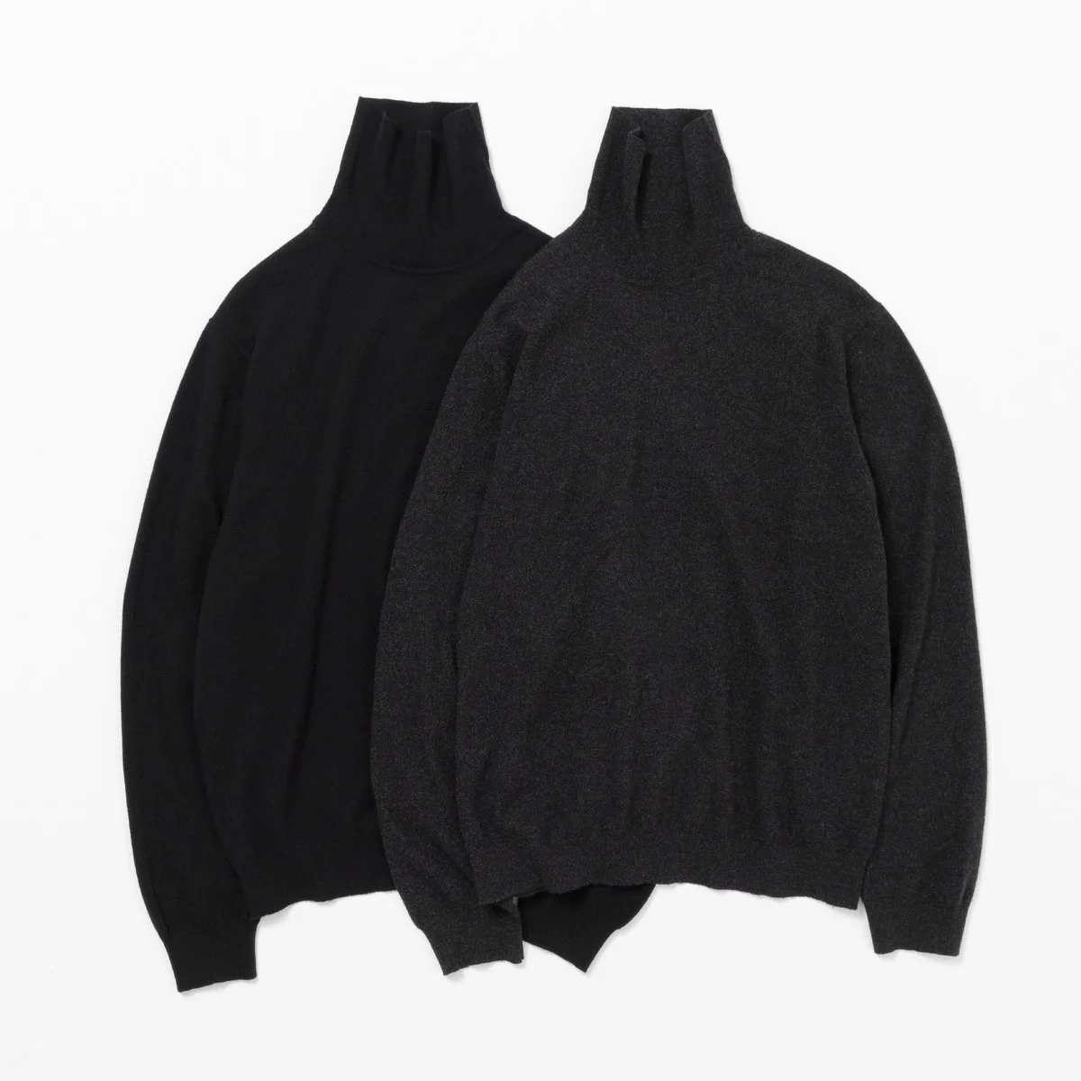 COMOLI｜SCOTT&CHARTERS別注 タートルネックニット