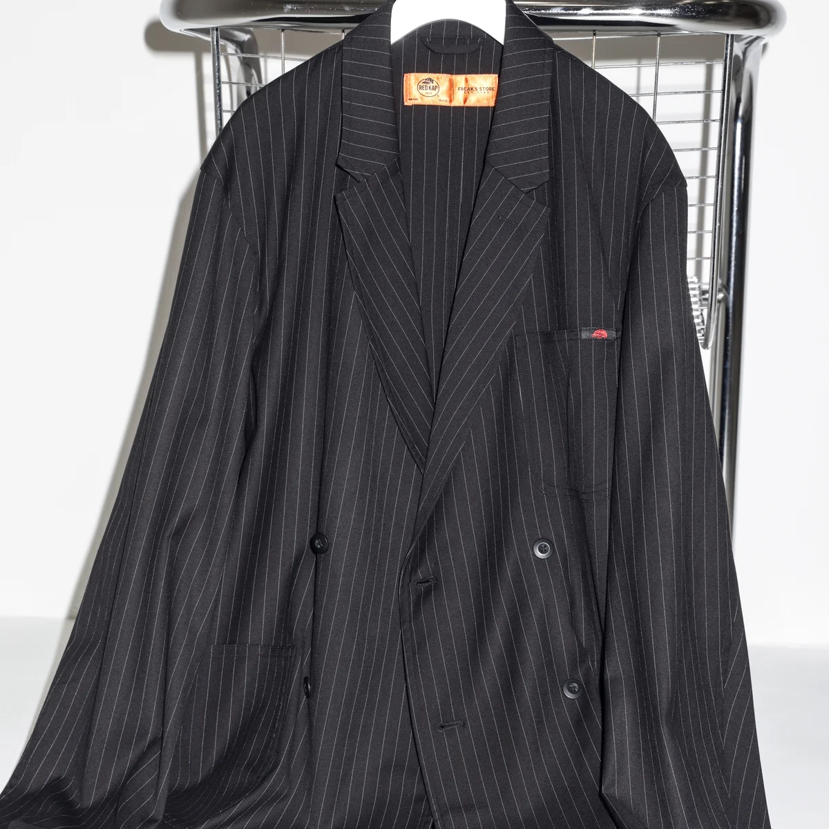 REDKAP × FREAK'S STOREのピンストライプダブルジャケット