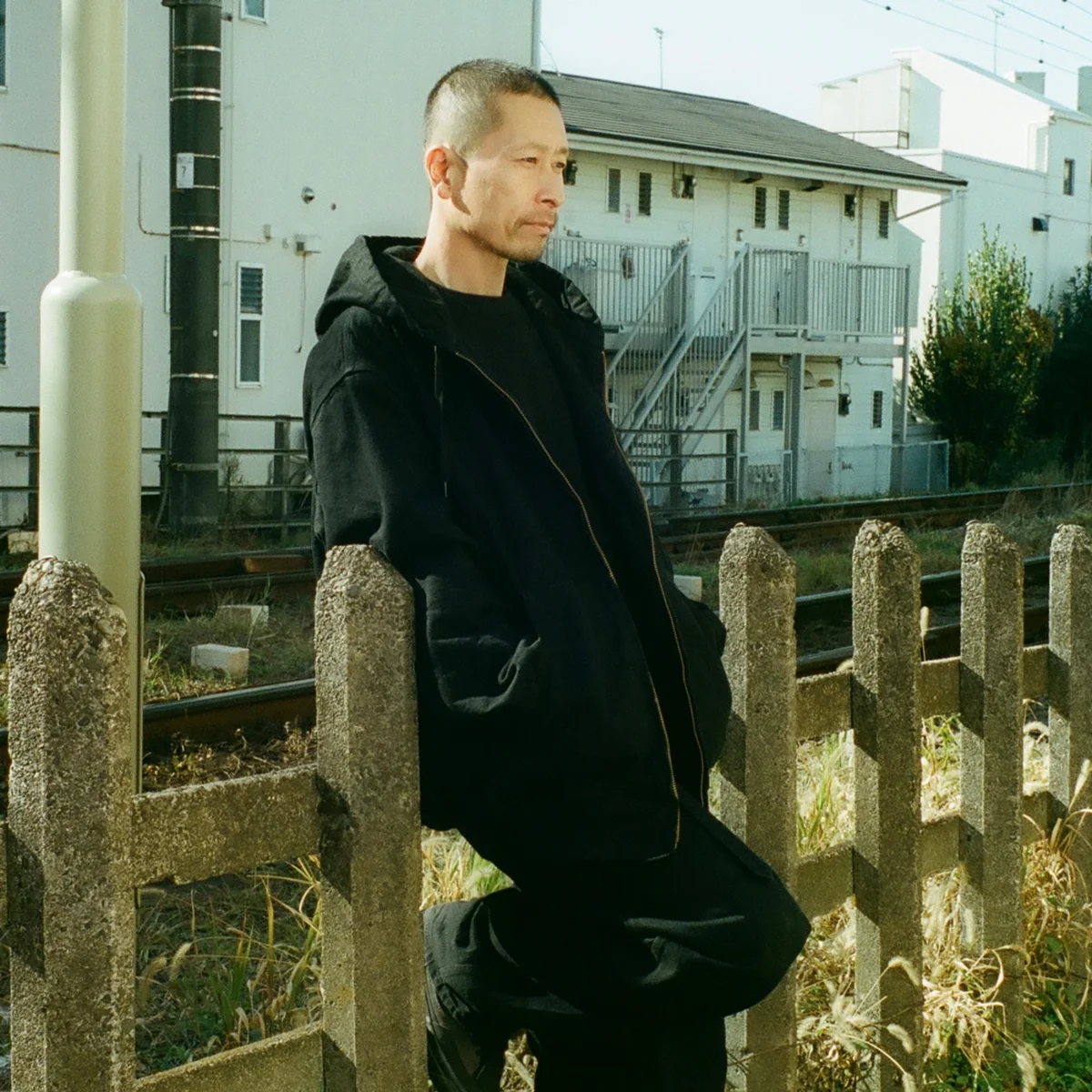 「ただの丸刈りに見せない、バズカット」