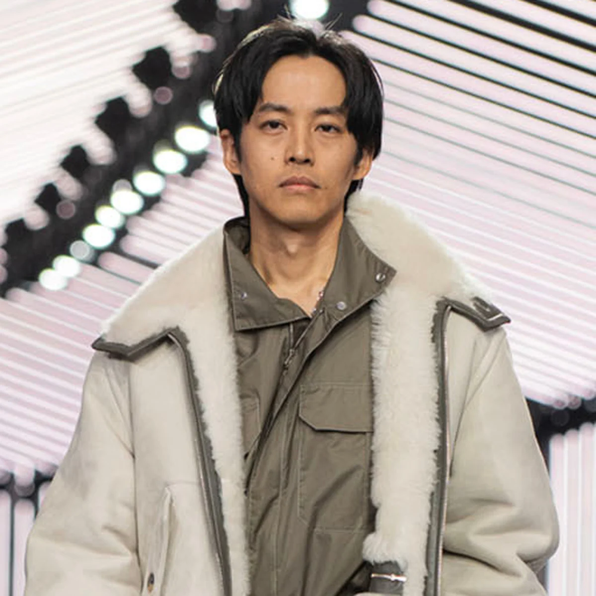 【エルメス】松坂桃李や間宮祥太朗、笠松将もモデルで登場。東京・銀座の高速道路を舞台にメンズショーを開催 