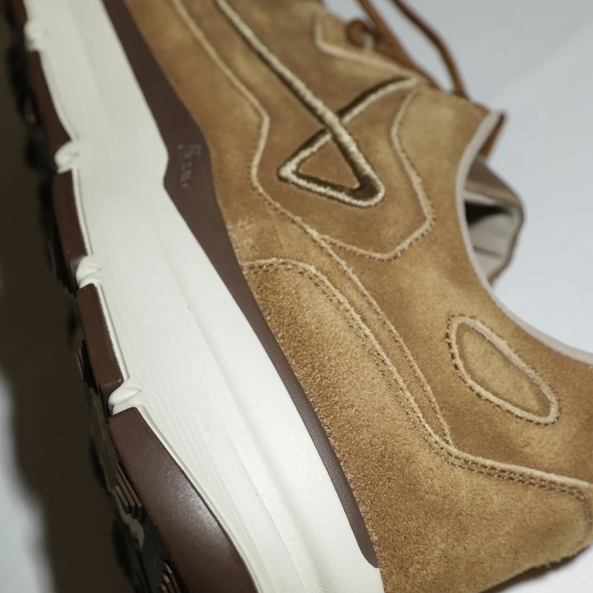 HERNOの「ヘルノ マッジョーレ」スニーカー