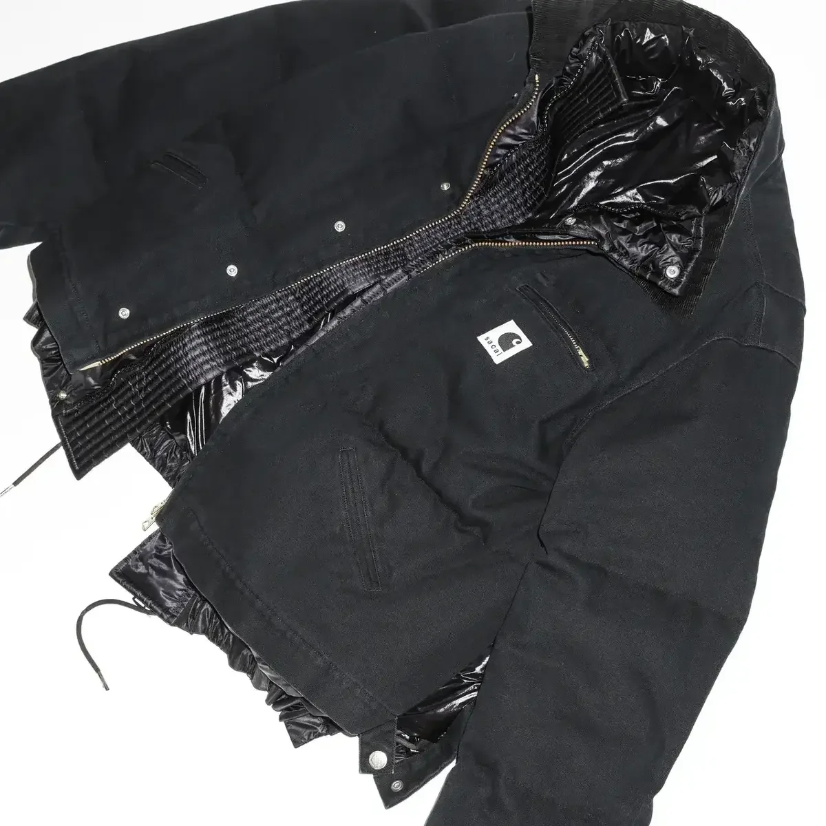 サカイ×カーハート、ブルックス ブラザーズ... エディターが推す、2025年秋冬に買うべき「大人のアウター」5選