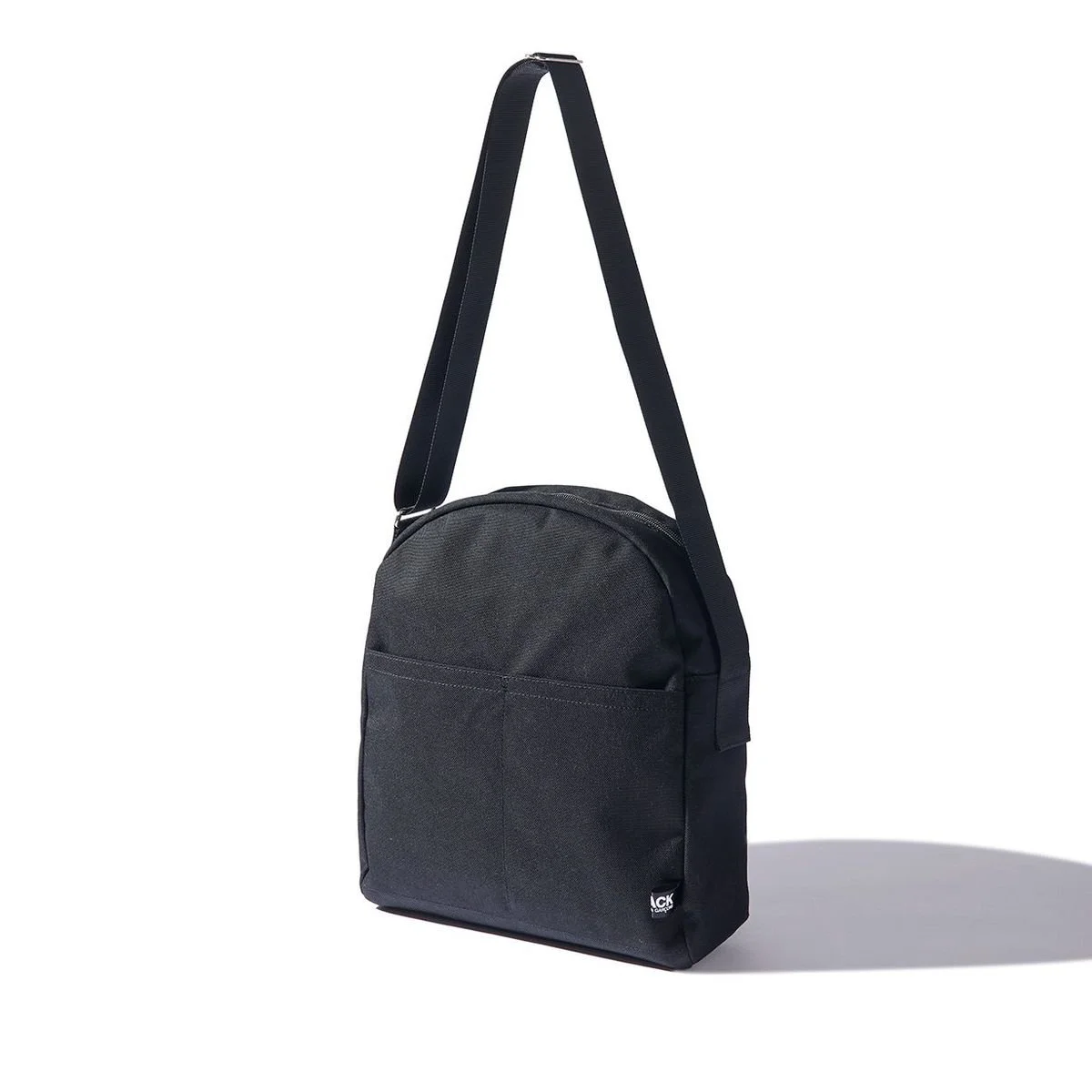 BLACK COMME des GARÇONS