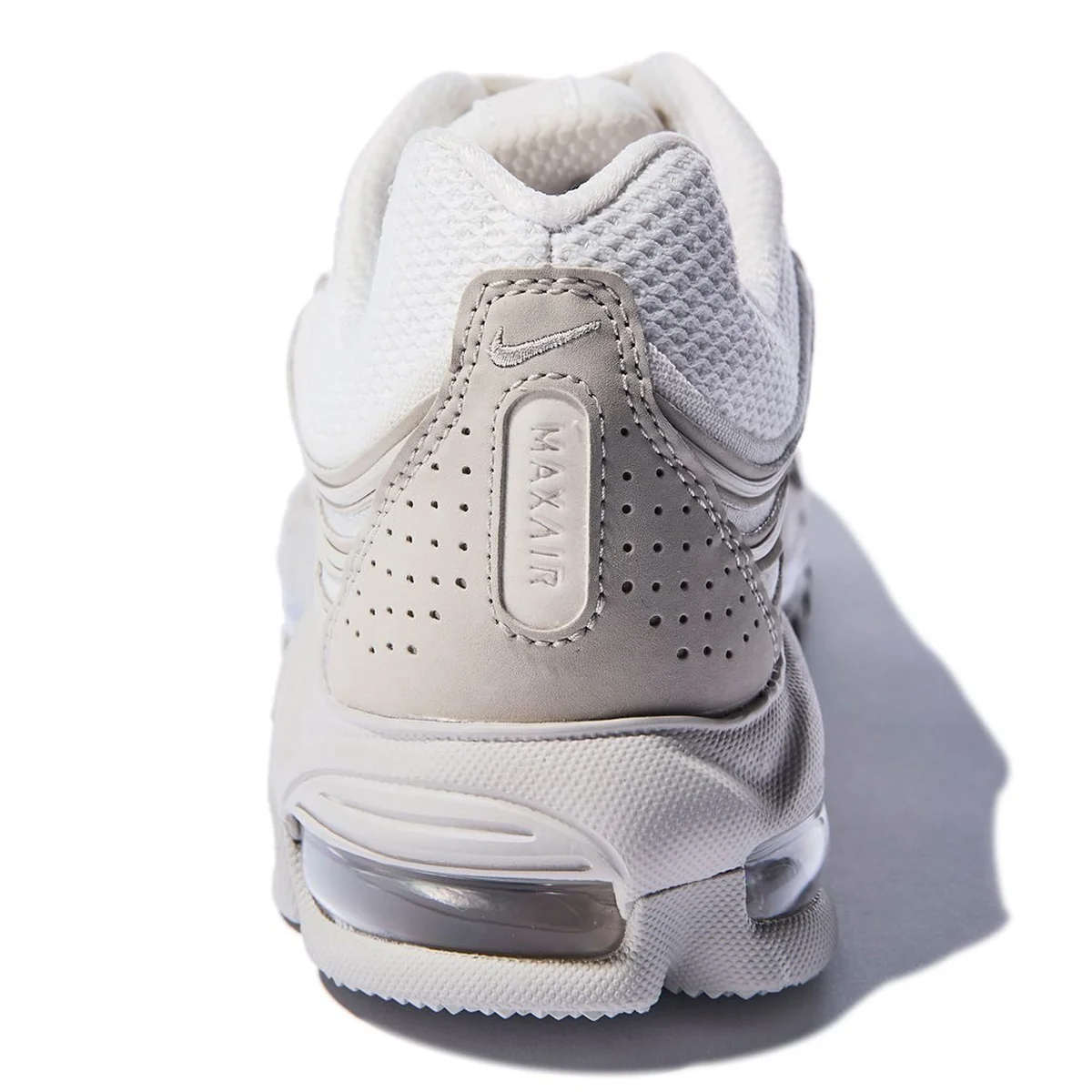 NIKE SPORTSWEAR