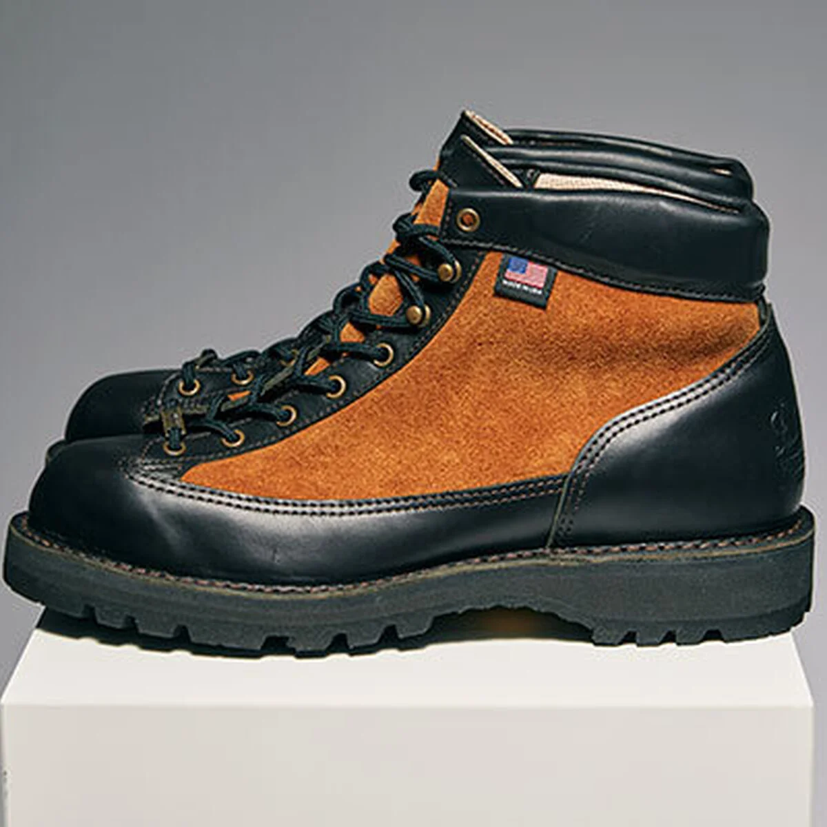 【大人が履くブーツの正解】ダナー、パラブーツ…クラシックであればあるほどいい。マウンテンブーツ4選