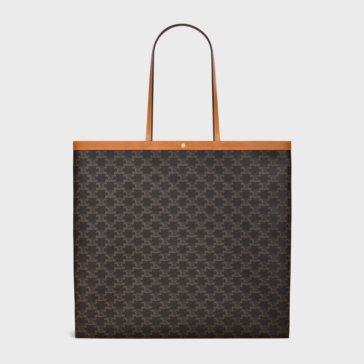 【大人の新定番バッグ】仕事にも日常にも。セリーヌ新作バッグ「フラット ショッパー」が大人にちょうどいい理由【CELINE】