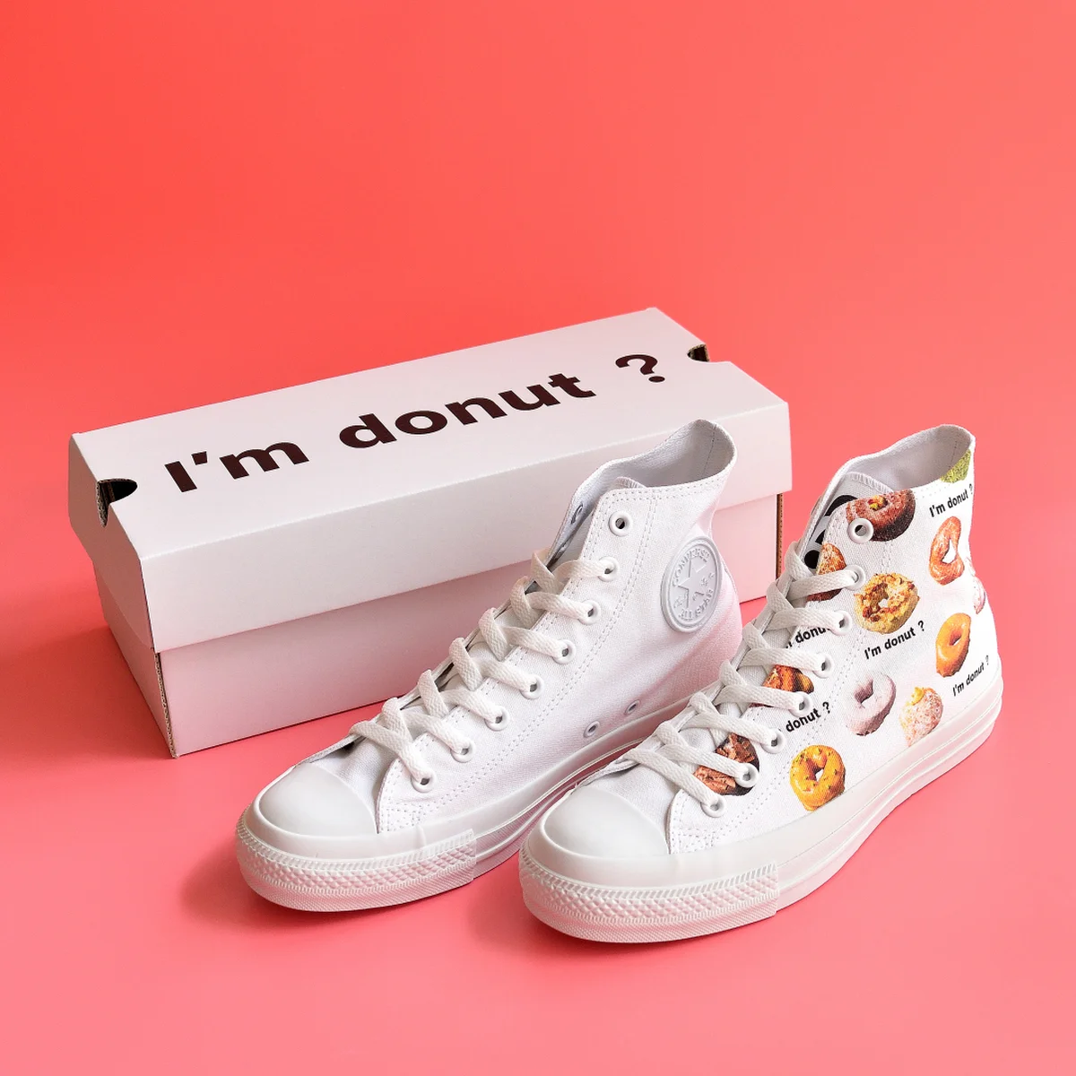 コンバースと人気ドーナツ店「I'm donut？」が期間限定コラボ。真っ白なオールスターのカスタマイズスニーカーが可愛すぎる！