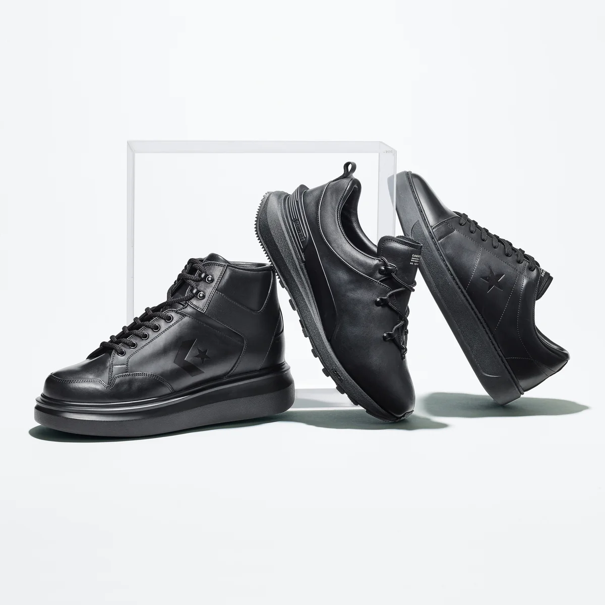 【差がつく大人のコンバース】オールブラックレザーの新レーベル「ROYAL STAR」誕生。ファーストコレクション3モデルを徹底解説！