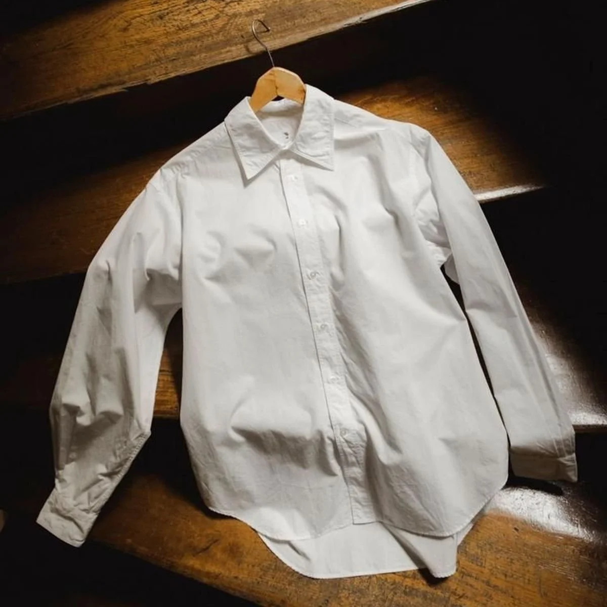 【大人が買うべき白シャツ】「レショップ」の定番名品が初のフルモデルチェンジ。9型から選べる新作LE