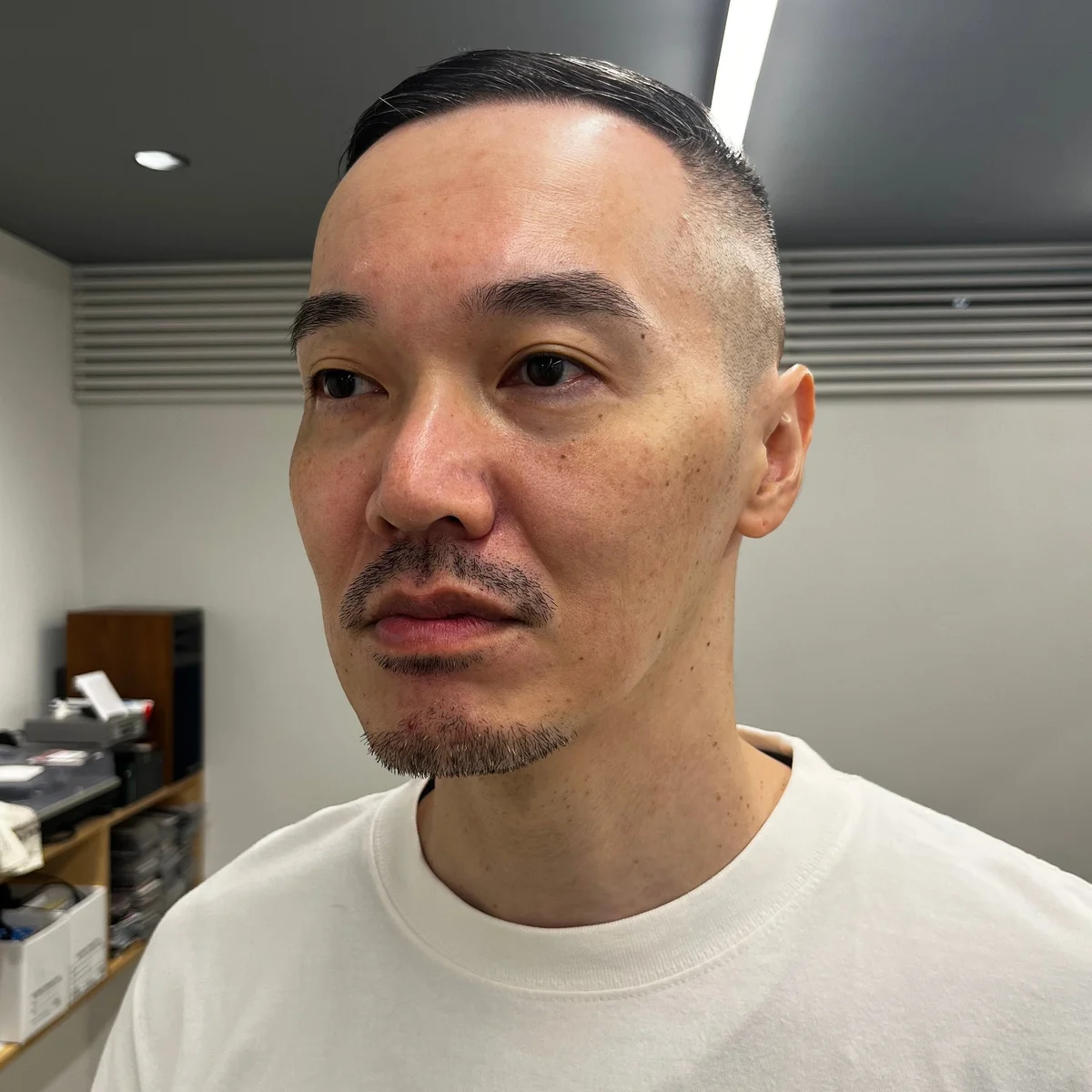 「つむじの流れに逆らわない」