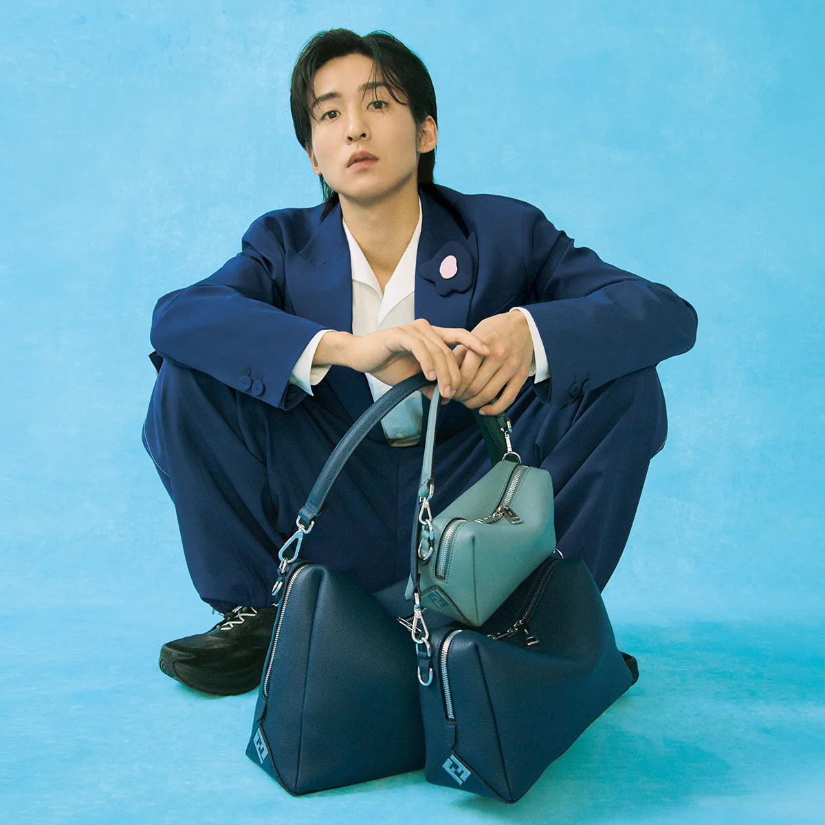 フェンディが解き放つ、目黒蓮の多面性