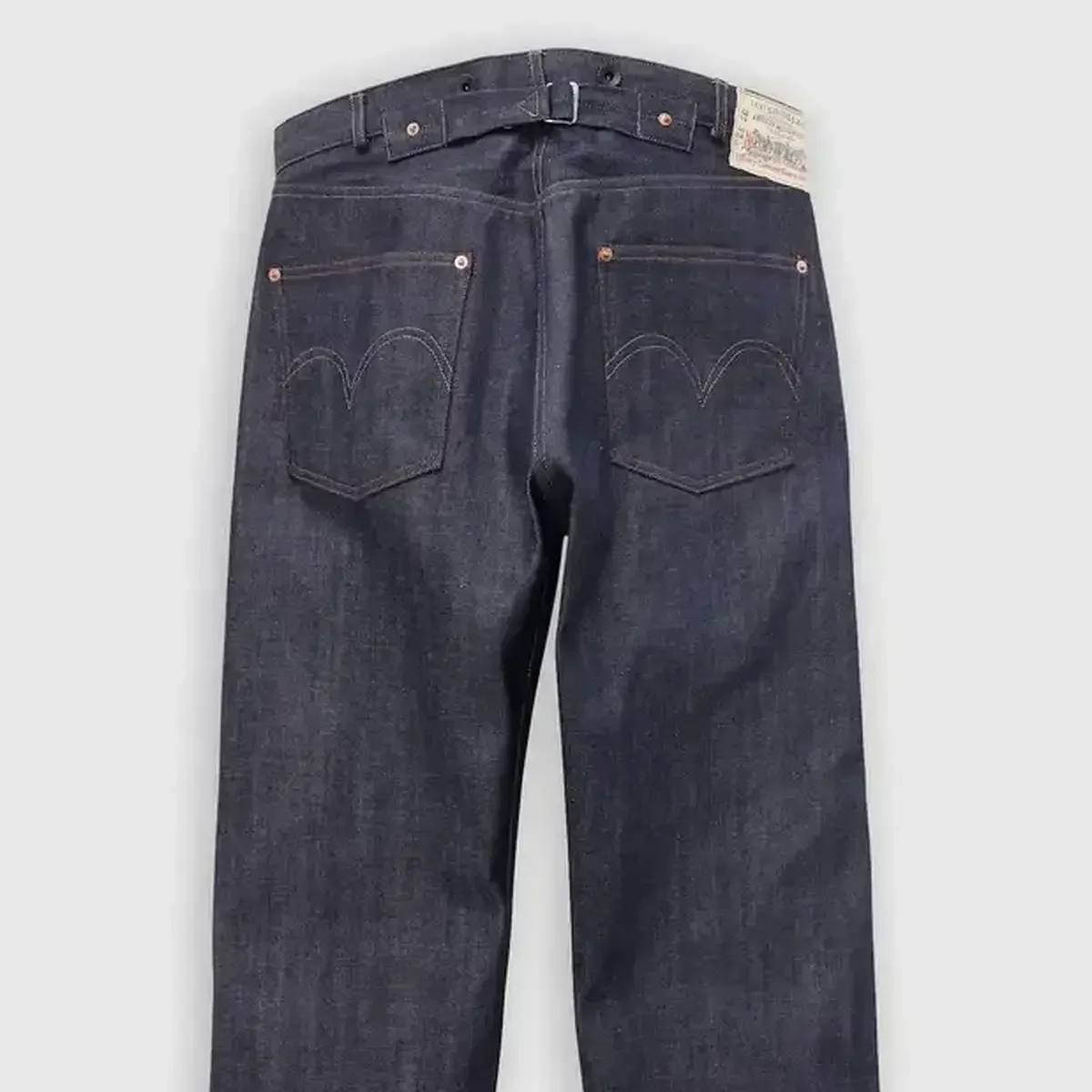 3位は『【大人のリーバイス】低価格版501®「Lot 201」が復刻』【月間人気記事BEST5｜2025年4月】