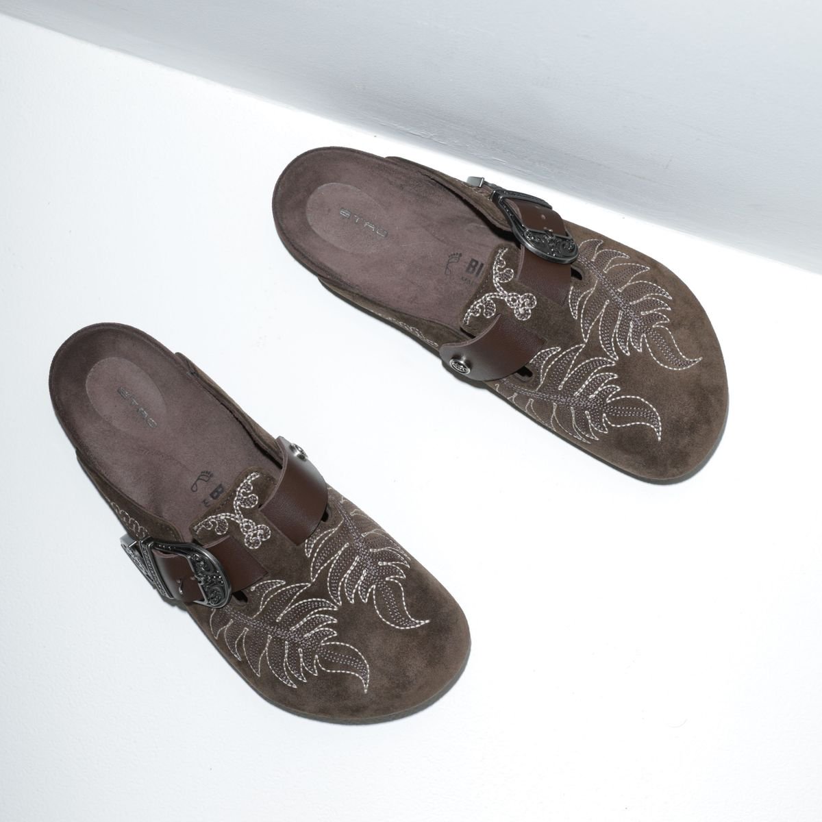 BIRKENSTOCK by ETROの「ボストン」