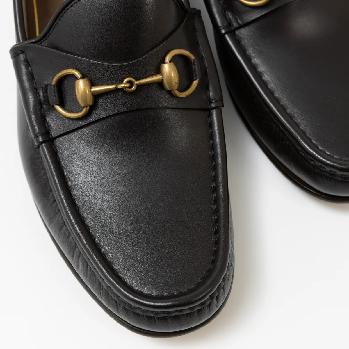 GUCCI｜ローファー「グッチ ホースビット 1953」