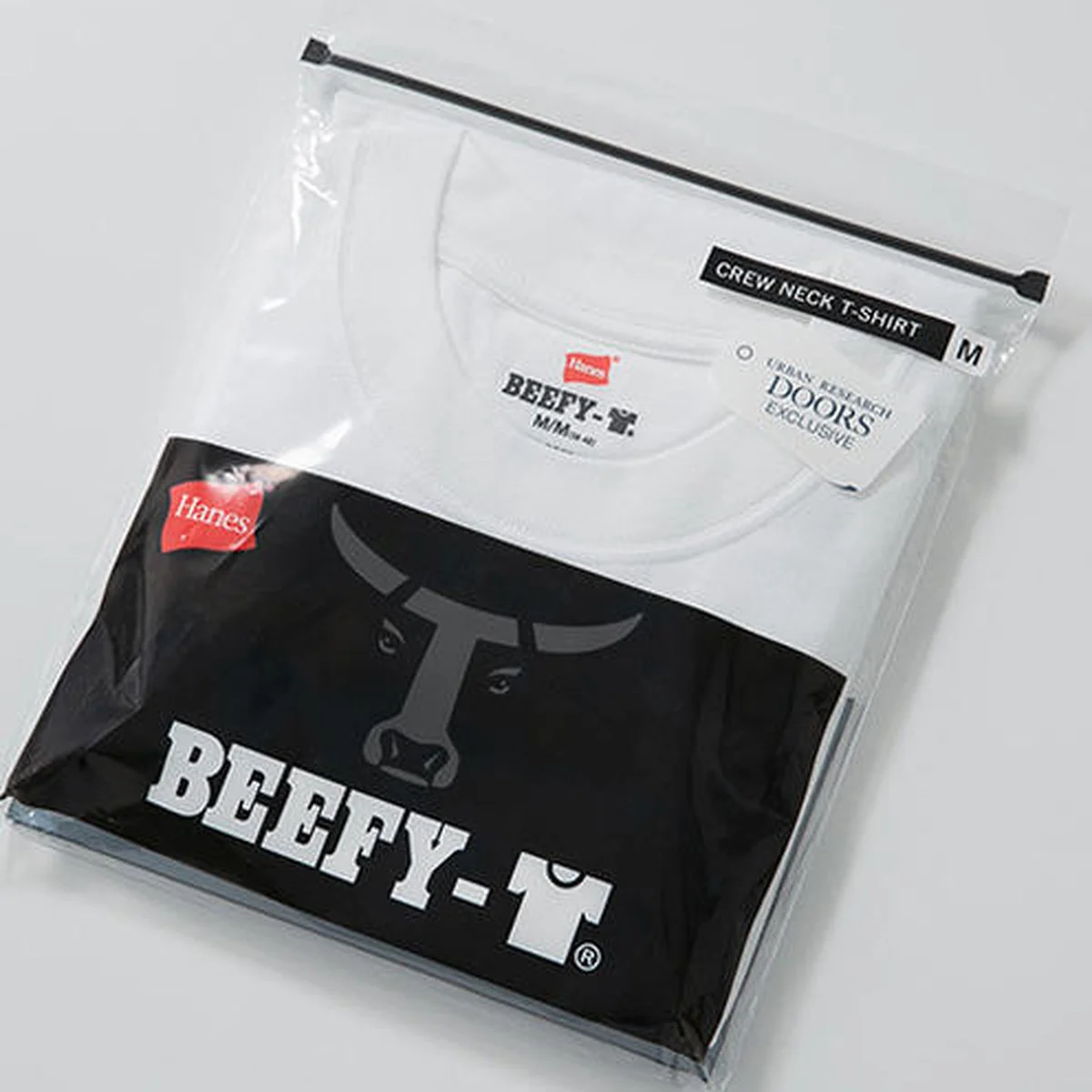 【差がつく大人の「ヘインズ」Tシャツ】リラックスフィットの「BEEFY-T」。今年も登場したアーバンリサーチ ドアーズ別注は色もサイズも超豊富