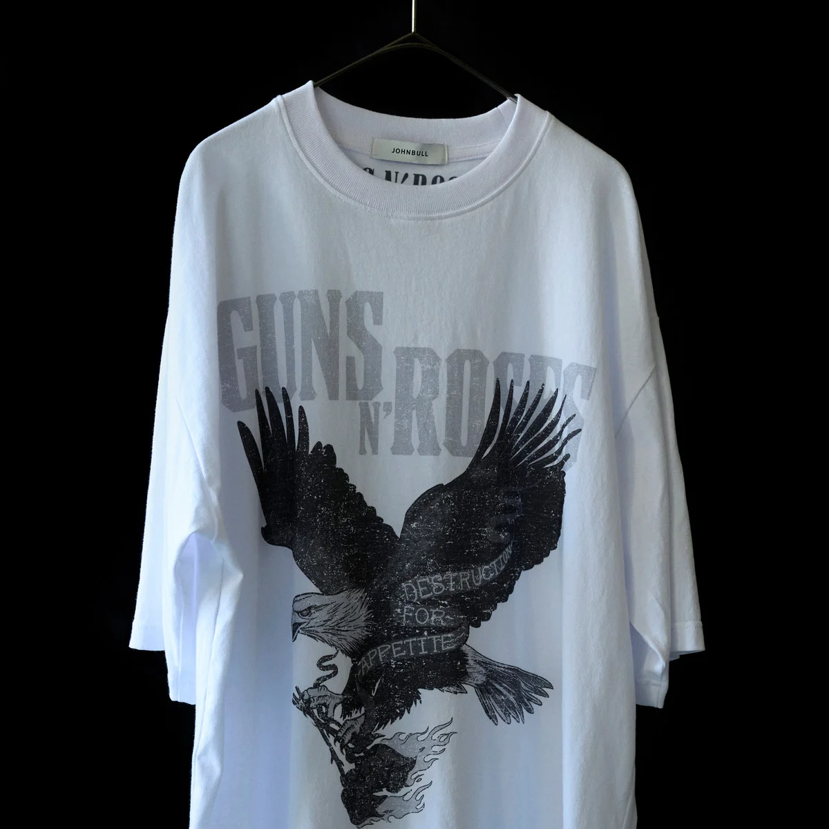 【夏に着るべき大人のロックTシャツ】ジョンレノン、ガンズにニルヴァーナも。白ボディが爽やかな「ジョンブル」のARTIST COLLECTION