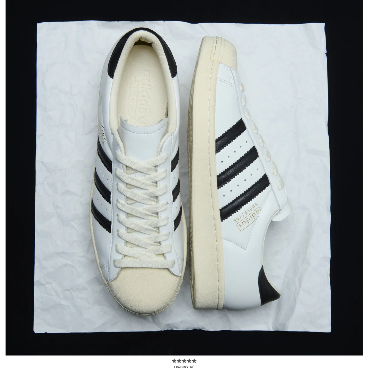 【アディダス】ストリートじゃない、品のいい大人の「スーパースター」【大人がこのスニーカーを買う理由｜小澤匡行】