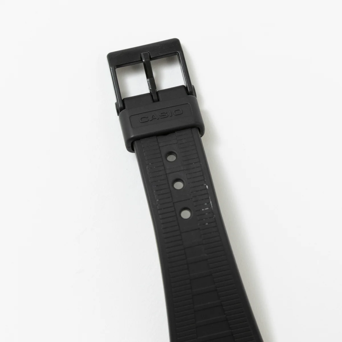 CASIO｜デジタルウォッチ「F-84W」