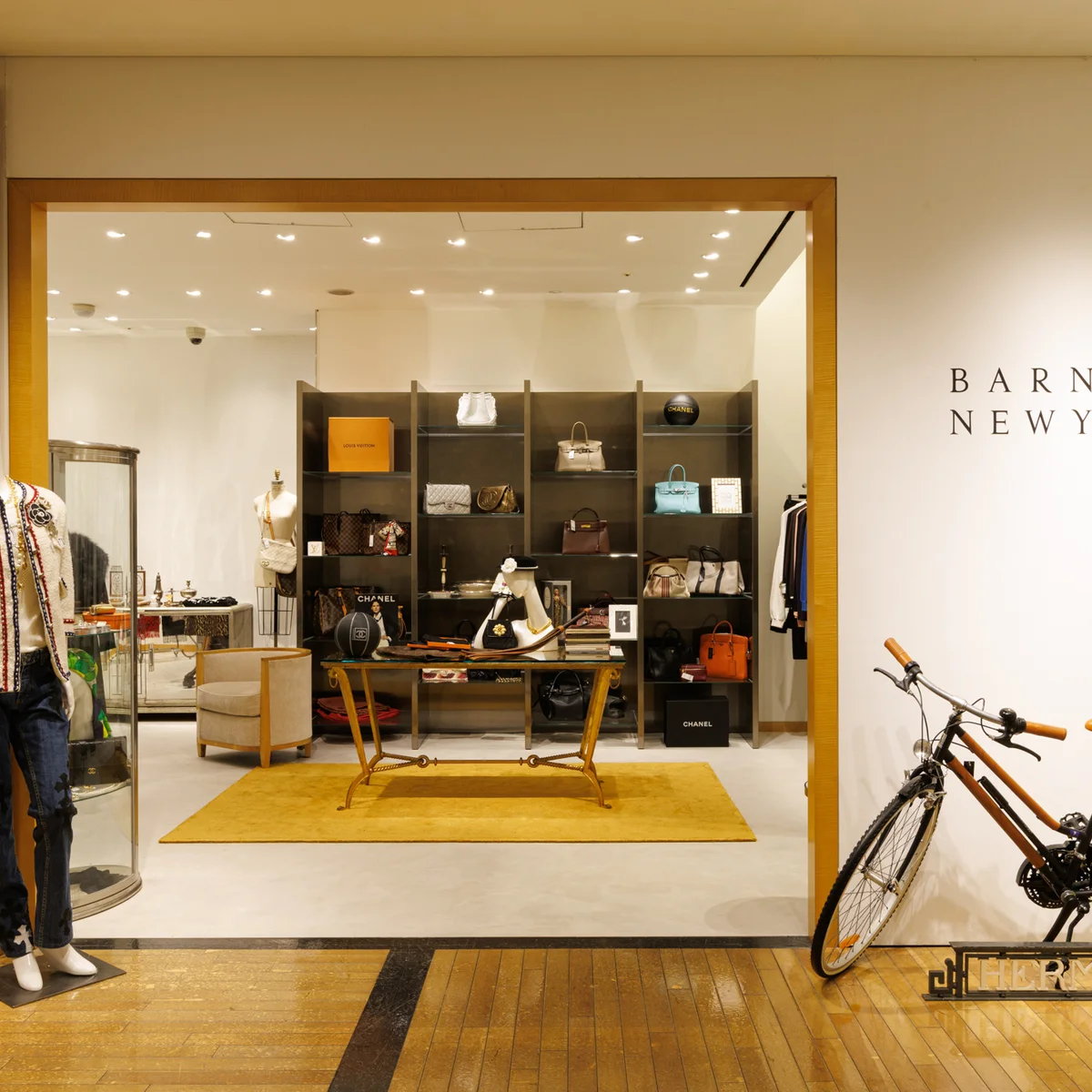 バーニーズ　ニューヨーク銀座本店がリニューアルオープン。注目の4つの新エリアとは？