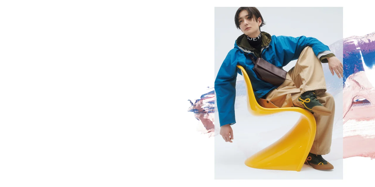 岡田将生、新章ロエベの色彩に魅せられて。 - FASHION | UOMO