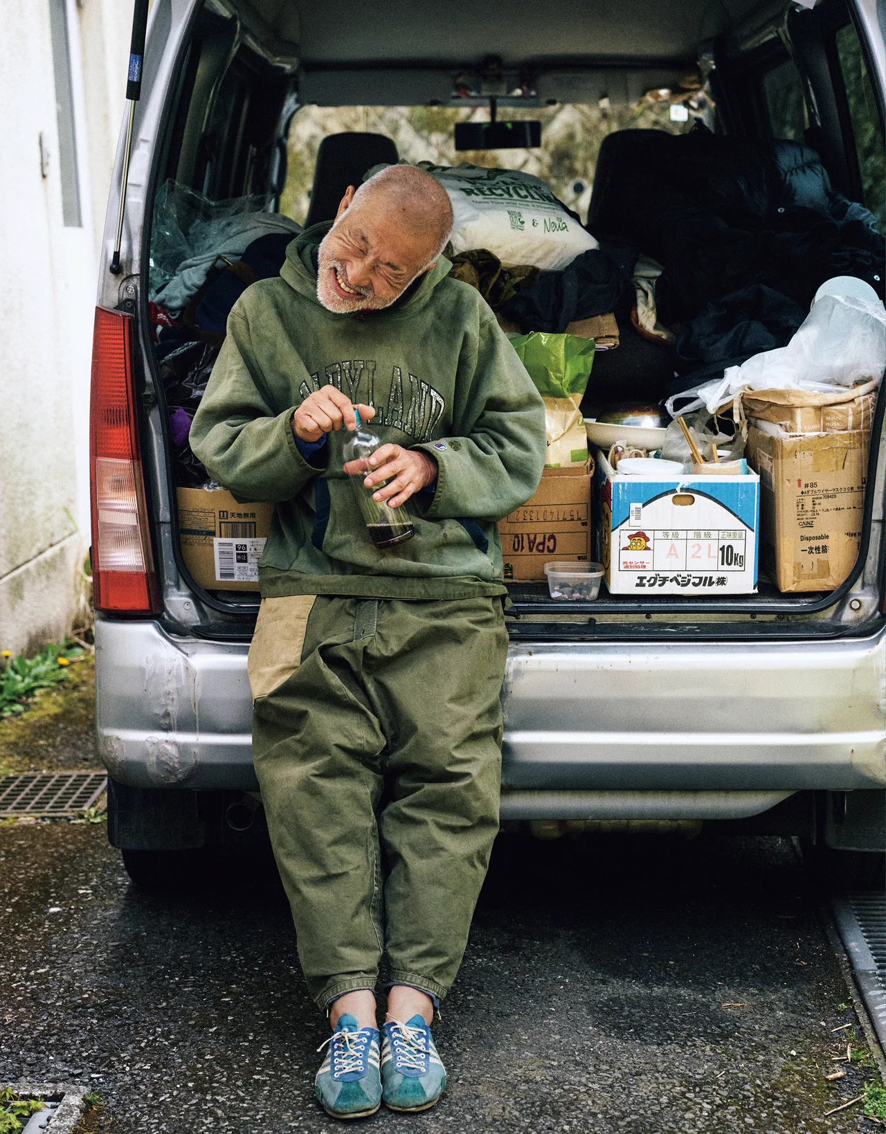 手仕事の男とその服について。